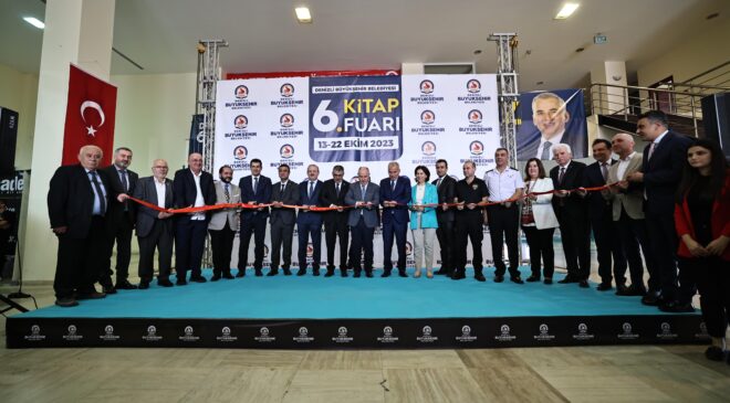 DENİZLİ BÜYÜKŞEHİR BELEDİYESİ 6. KİTAP FUARI AÇILDI