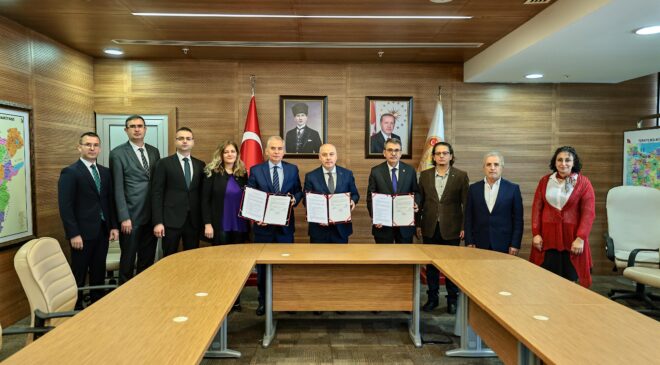 DENİZLİ’NİN DEĞERLERİNE ELBİRLİĞİ İLE SAHİP ÇIKILIYOR