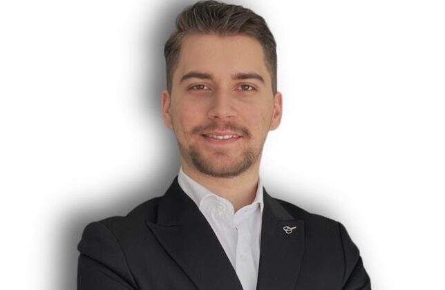 “SOSYAL FOBİ VE UTANGAÇLIK AYNI ŞEY DEĞİL”