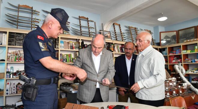 VALİ ÖMER FARUK COŞKUN’DAN BEYAĞAÇ’A ZİYARET