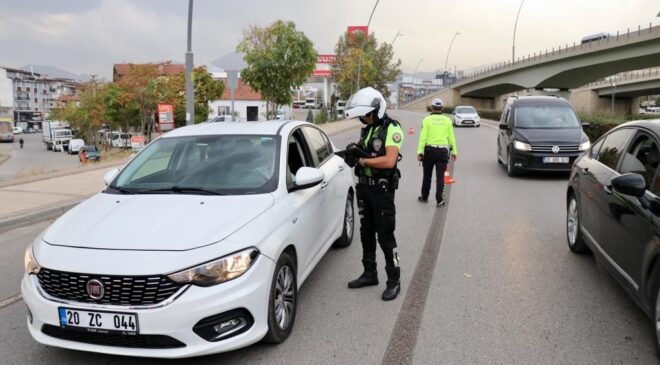 DENİZLİ GENELİNDE SÜRÜCÜLER BİLGİLENDİRİLDİ