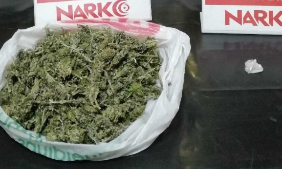 UYUŞTURUCUYLA YAKALANAN ŞÜPHELİ GÖZALTINA ALINDI