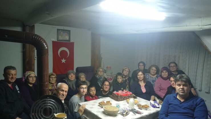 CUMHURİYETLE YAŞIT OLAN KADINA BÜYÜK SÜRPRİZ