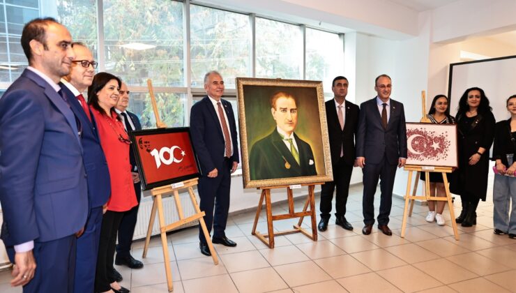 ”100. YILDA 100 EL EMEĞİ” SERGİSİNE BÜYÜK İLGİ