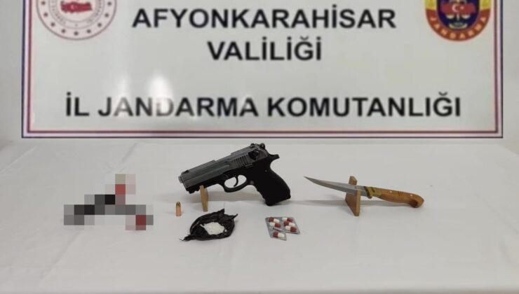 UYUŞTURUCUYU SATAMADAN JANDARMAYA YAKALANDI