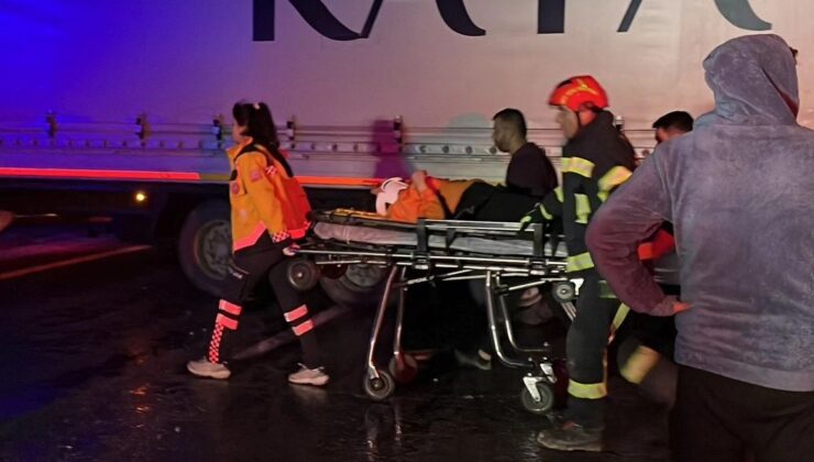 TIR İLE TRANSİT ÇARPIŞTI: 1 ÖLÜ, 3 YARALI