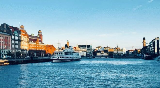 İSVEÇ’İ AVRUPA’YA BAĞLAYAN ŞEHİR MALMÖ – İSVEÇ       