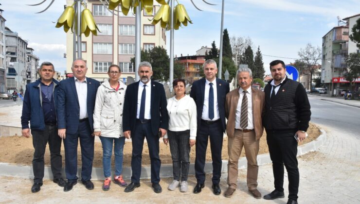 BAŞKAN ADAYI TÜRKAY BERBEROĞLU, MECLİS ÜYELERİYLE TAM KADRO SAHADA