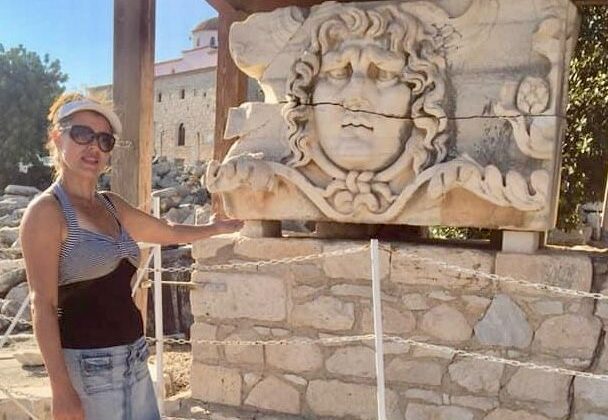 ANTİK DÖNEMİN KEHANET MERKEZİ : APOLLON TAPINAĞI ve DİDYMA ANTİK KENTİ  