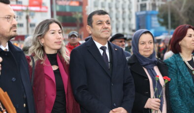 ÇAVUŞOĞLU ÇİFTİ, KADINLAR GÜNÜ’NDE KADINLARLA OMUZ OMUZA