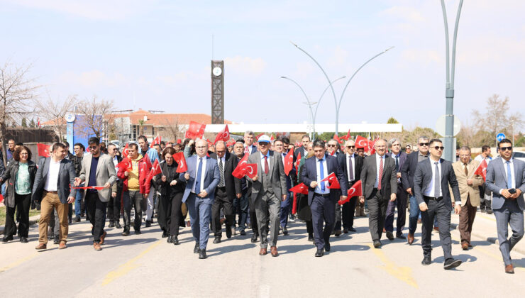 PAÜ’DE ‘YENİDEN DİRİLİŞ’ KONFERANSI DÜZENLENDİ