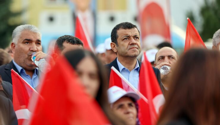 ÇAVUŞOĞLU: HALK PLAJI’NI NE GÖREN NE DE DUYAN VAR