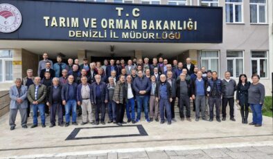 ARI YETİŞTİRİCİLERİNE ARI HASTALIKLARIYLA MÜCADELE EĞİTİMİ VERİLDİ