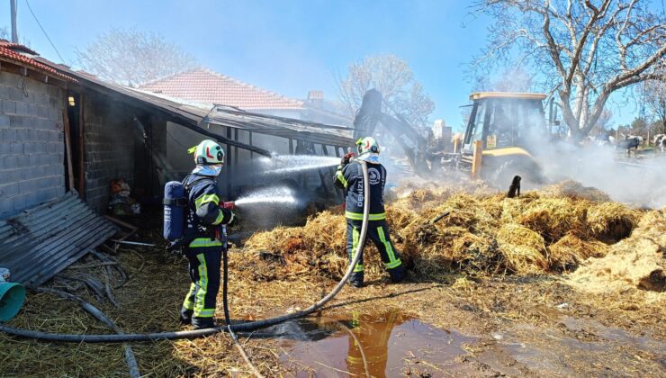 BESİHANEDE ÇIKAN YANGIN PANİĞE YOL AÇTI