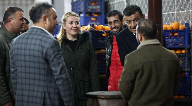 BAŞKAN ŞENİZ DOĞAN’DAN HAL ESNAFINA ZİYARET