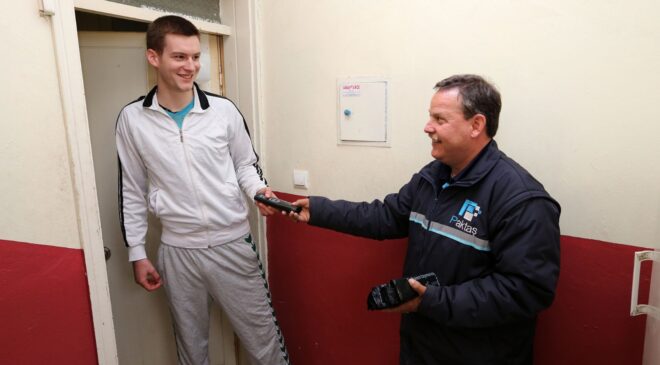 PAMUKKALE’DE ÇÖP POŞETİ DAĞITIMI YENİDEN BAŞLIYOR