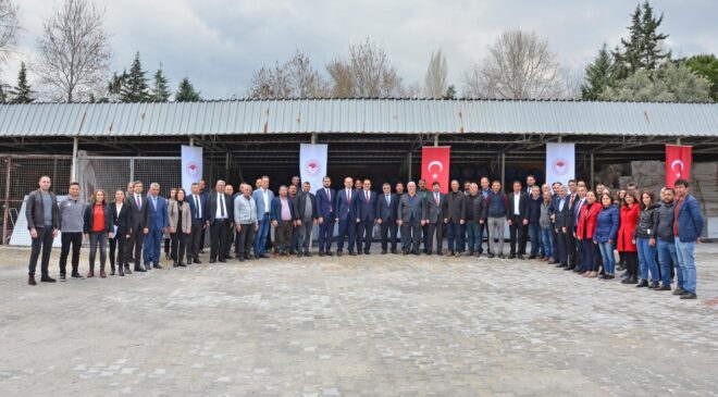 12 MAHALLEYE SÜT SOĞUTMA TANKI DAĞITILDI