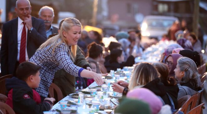 GÖNÜL SOFRASI BAŞKARCI MAHALLESİ’NDE KURULDU