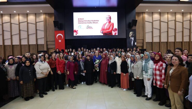 ŞENİZ DOĞAN, KADIN ÇALIŞMA ARKADAŞLARIYLA 8 MART DÜNYA EMEKÇİ KADINLAR GÜNÜNÜ KUTLADI