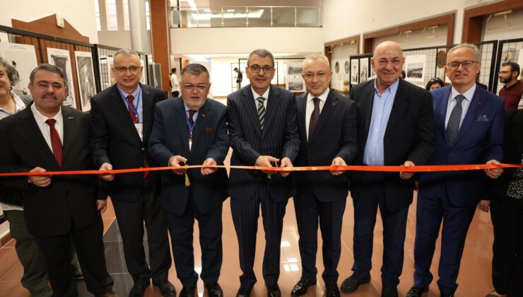 PAÜ’DE ‘KUDÜS’TE İMPARATORLUK POLİTİKALARI KAMUSAL MEKAN VE TOPLUMSAL KİMLİK’ ADLI ÇALIŞTAY DÜZENLENDİ