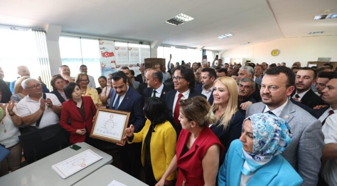 ALİ RIZA ERTEMUR MAZBATASINI ALDI