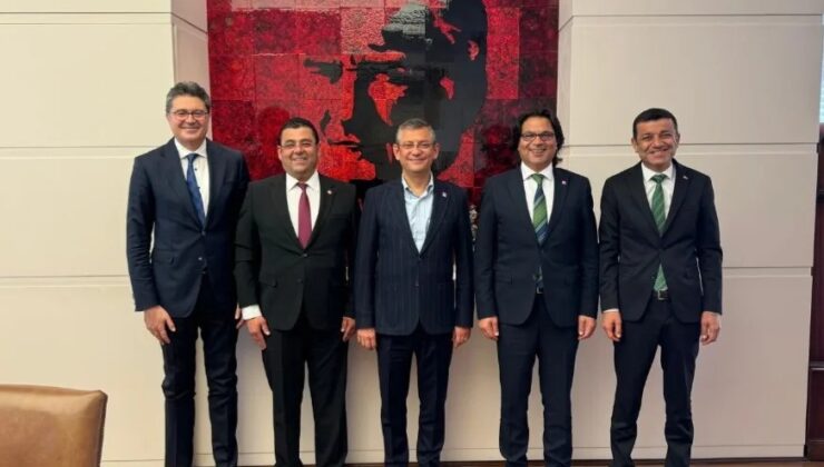 CHP DENİZLİ’DEN GENEL BAŞKAN ÖZGÜR ÖZEL’E ZİYARET