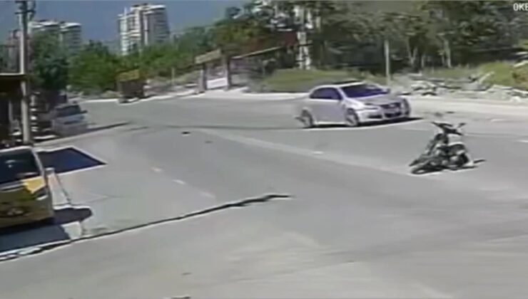 OTOMOBİLE ÇARPAN MOTOSİKLET SÜRÜCÜSÜ METRELERCE SAVRULDU
