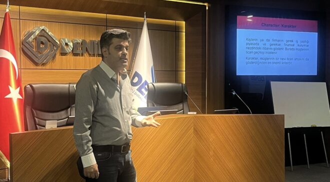 İHRACATÇI VE KOBİ’LERİN BANKALARLA İLİŞKİ YÖNETİMİ ANLATILDI