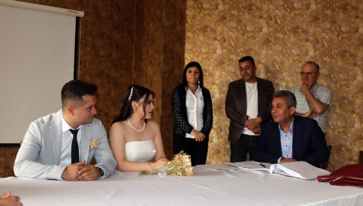BAŞKAN AHMET HAKAN, İLK NİKAHI KIYDI