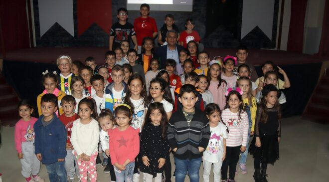 SİNEMA ETKİNLİĞİNDE ÇOCUKLAR DOYASIYA EĞLENDİ