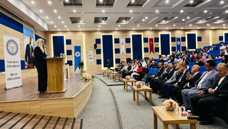 PAÜ’DE “MECLİS SİMÜLASYONU” ETKİNLİĞİ