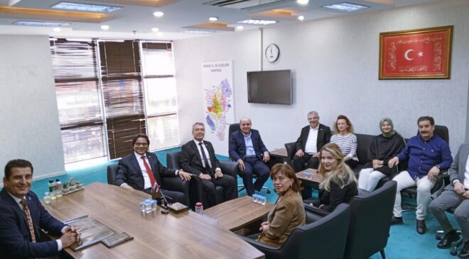 CHP YÖNETİMİ AK PARTİ’Yİ ZİYARET ETTİ