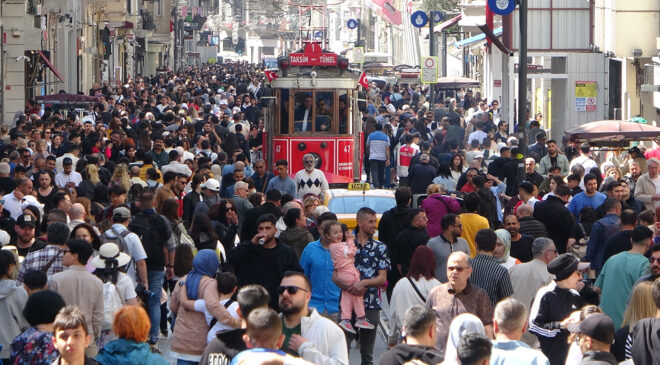 TÜRKİYE TURİZMDE REKORLARA DOYMUYOR