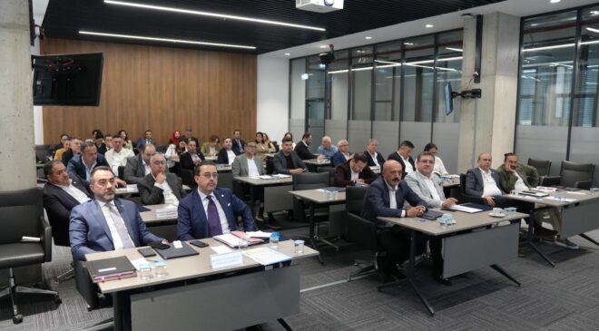 “İŞ DÜNYASI GELECEK NESİLLERİN YETİŞTİRİLMESİNDE ROL ALMAYA HAZIR”