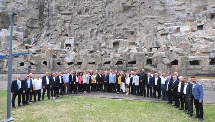 BAŞKAN ERTEMUR: PAMUKKALE’MİZİ HEP BİRLİKTE GÜZELLEŞTİRECEĞİZ