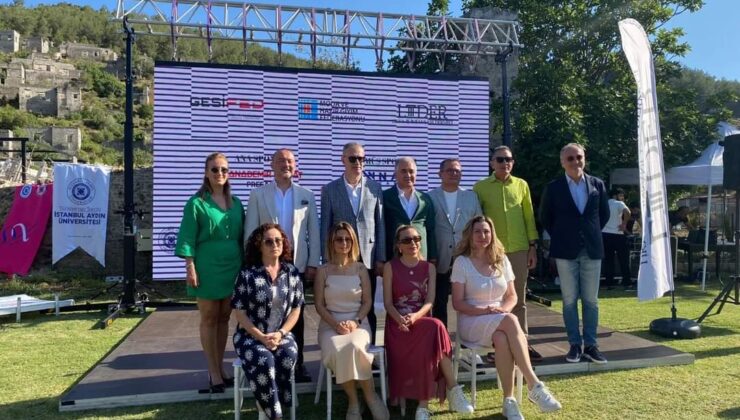 TÜRKİYE’NİN KADİM KENTİNİ MODA İLE BULUŞTURDULAR