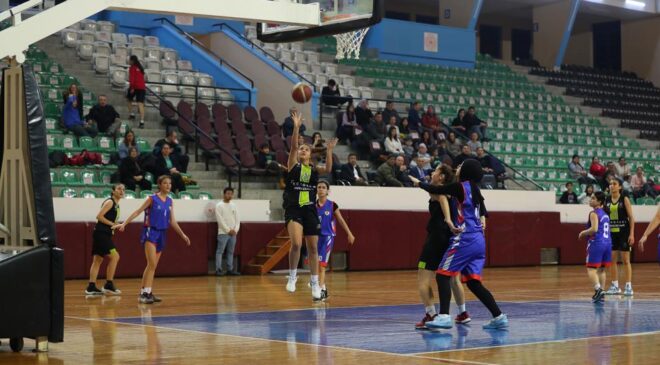 MERKEZEFENDİ’DE BASKETBOL ALTYAPI SEÇMELERİ BAŞLIYOR