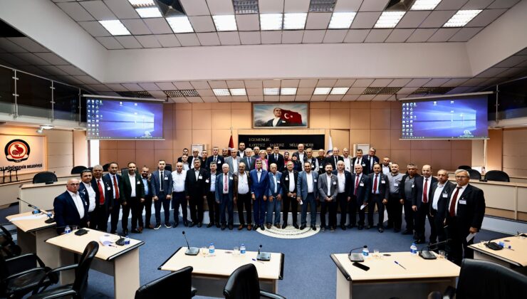 BAŞKAN ÇAVUŞOĞLU MUHTARLARLA BİR ARAYA GELDİ