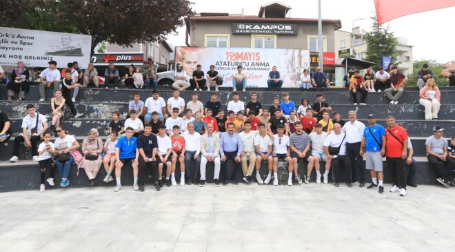 19 MAYIS COŞKUSU PAMUKKALE’Yİ DE SARDI