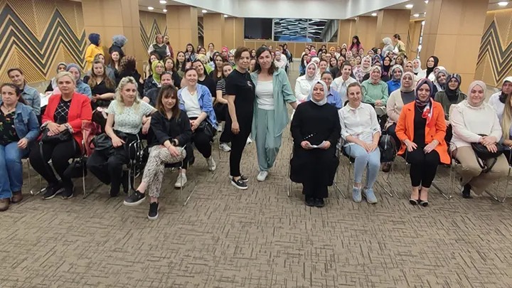 GİRİŞİMCİ KADINLAR İLK TOPLANTISINI YAPTI