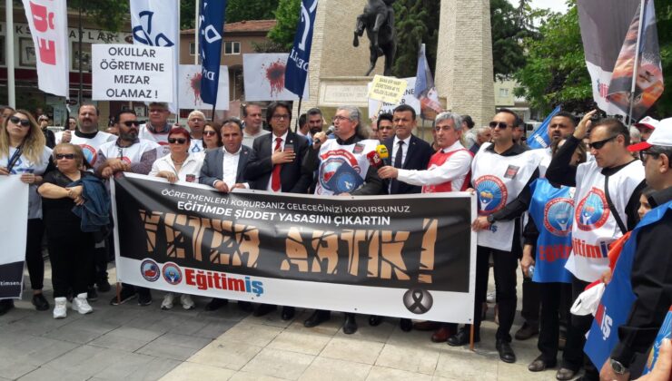 ÖĞRETMENLER “ŞİDDETE DUR” DEMEK İÇİN EYLEM YAPTI