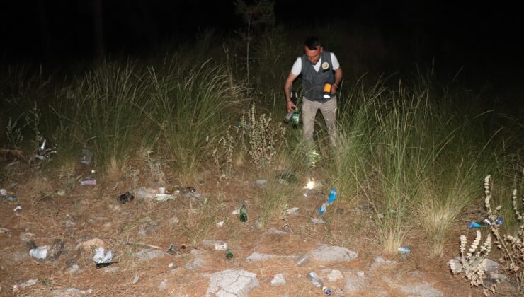 ORMAN GÖNÜLLÜSÜ MUHTAR, GECE VAKTİ ORMANDA YANGIN NÖBETİ TUTUYOR