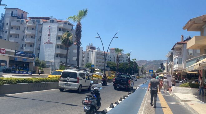 MARMARİS’TEKİ DEPREM DENİZLİ’DE DE HİSSEDİLDİ