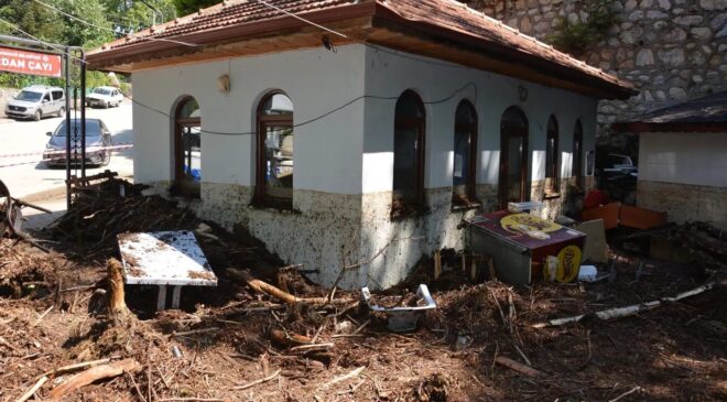 BABADAĞ’DA SELİN YARALARI SARILIYOR