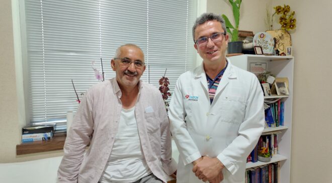 KALP KRİZİ GEÇİREN HASTANIN TIKALI 2 DAMARI BAŞARIYLA AÇILDI