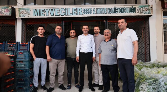 BAŞKAN ÇAVUŞOĞLU’NDAN SABAHIN İLK IŞIKLARINDA TOPTANCI HALİNE ZİYARET