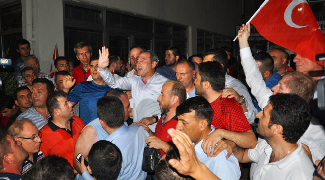 “15 TEMMUZ MİLLETİMİZİN ŞEREF MADALYASIDIR!”