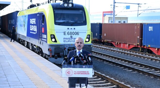 DEMİRYOLU İLE İHRACATTA YENİ ROTA; İSTANBUL-BUDAPEŞTE