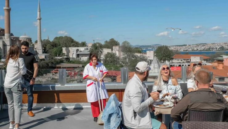 TABLO KORKUTUCU! TÜRKİYE’DEKİ GELİR EŞİTSİZLİĞİ YENİ POLİTİK SORUNLARA GEBE