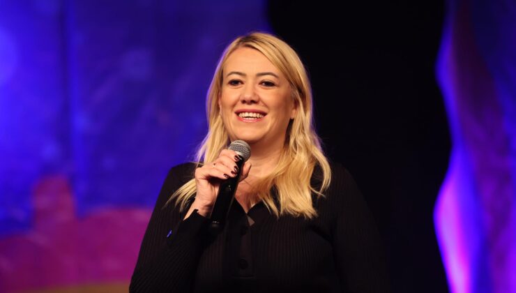 BAŞKAN DOĞAN ÇOCUKLARIN MUTLULUĞUNA ORTAK OLDU